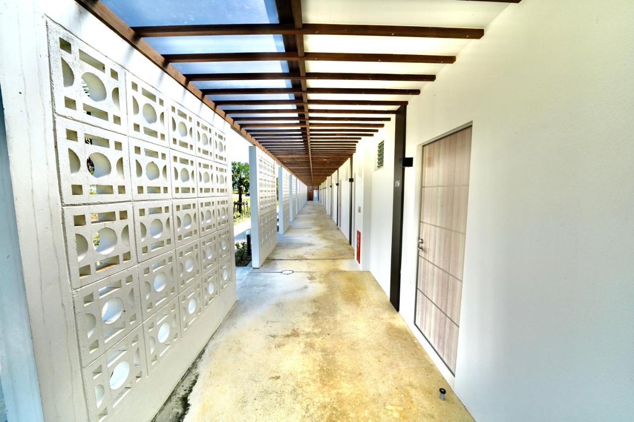 Day'S Beach Hotel Zuichou Miyakojima  Exteriör bild